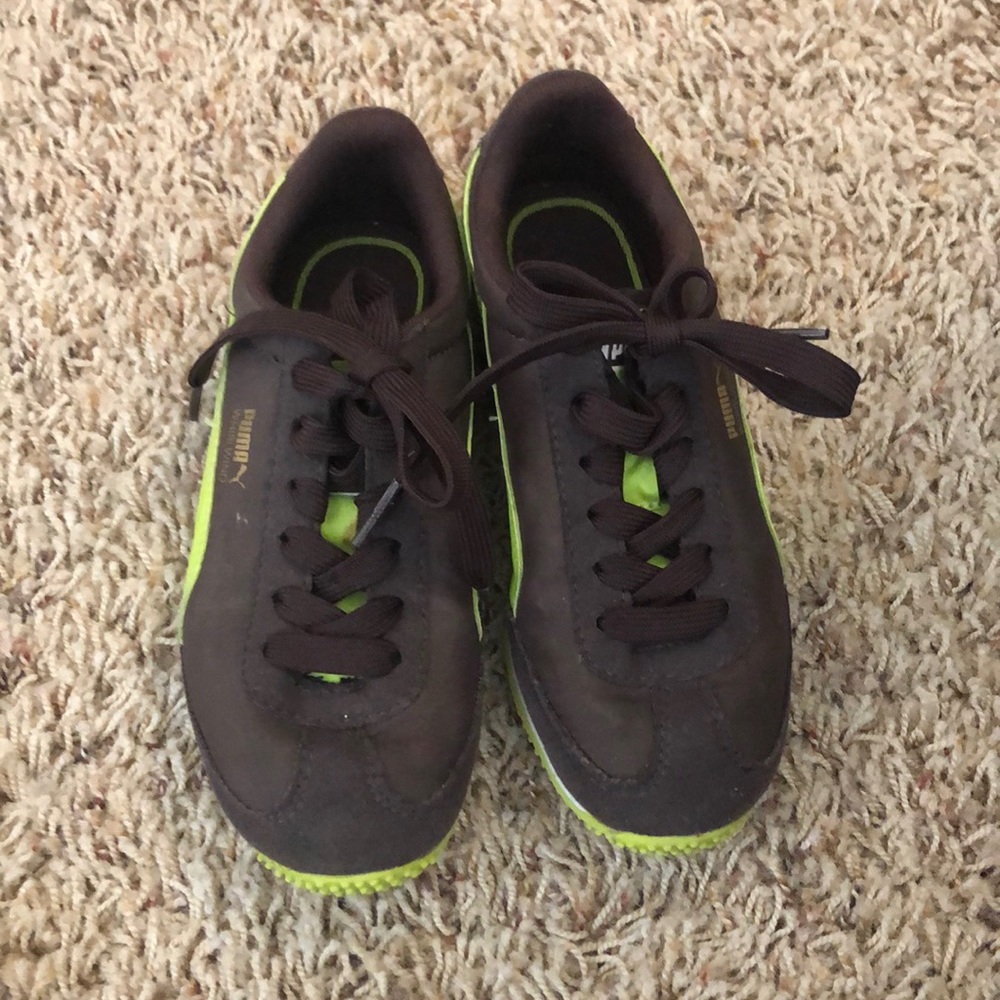Puma sneakers size 1